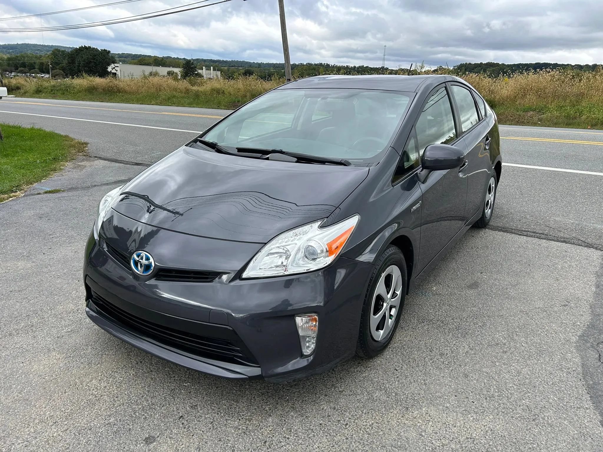 Used 2015 Toyota Prius Two FWD image 5
