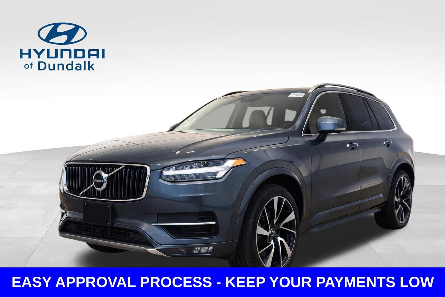 Used 2018 Volvo XC90 T6 Momentum w/ Convenience Package AWD/4WD image 1