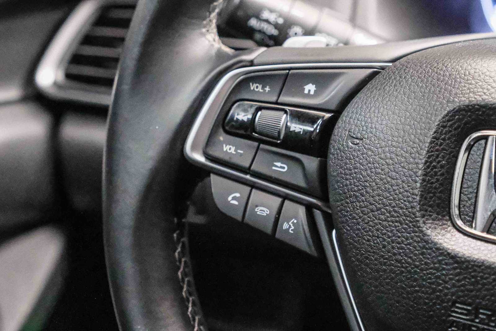 Used 2018 Honda Accord Sport image 21