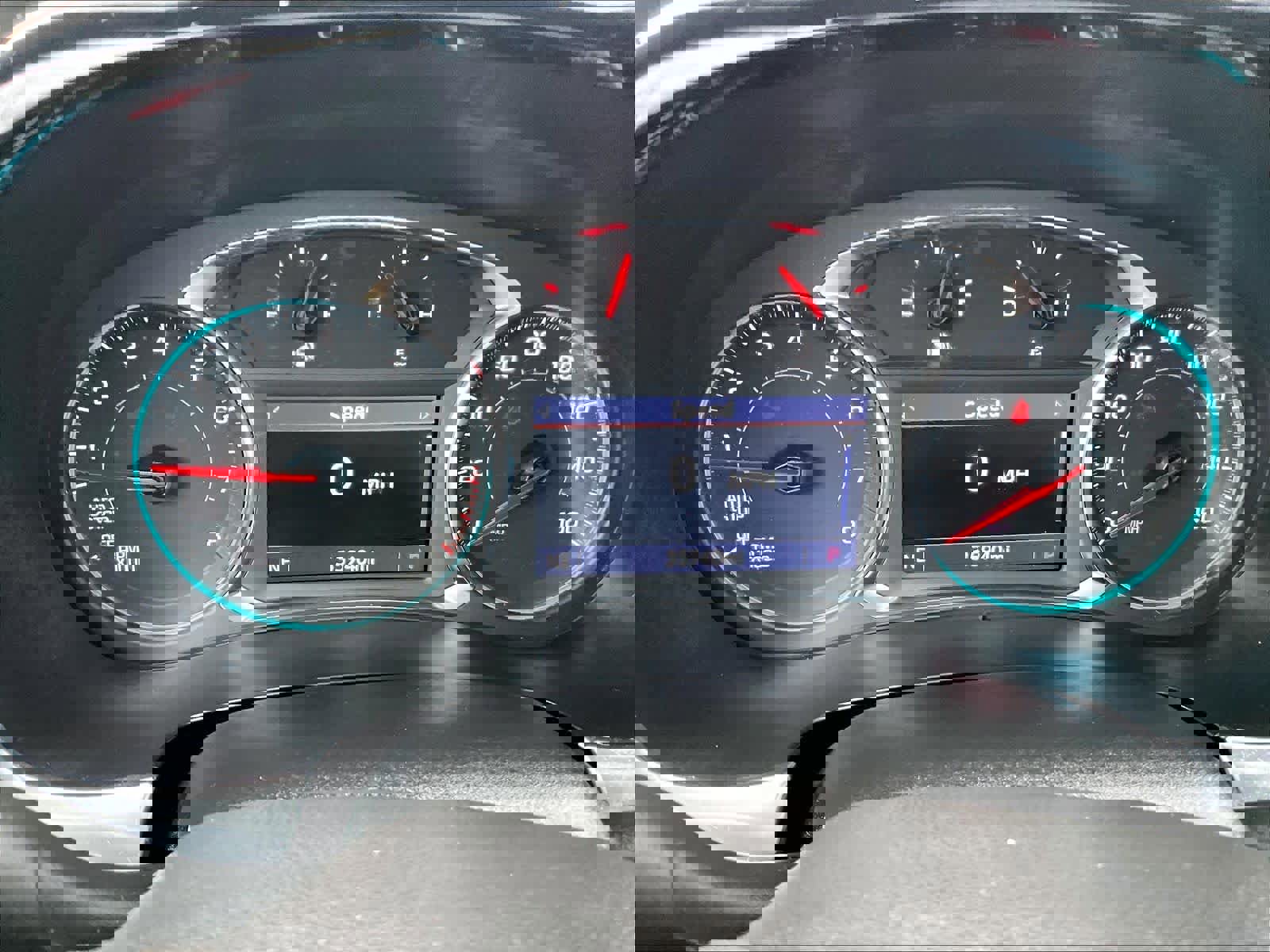 Used 2023 Chevrolet Traverse LT image 26