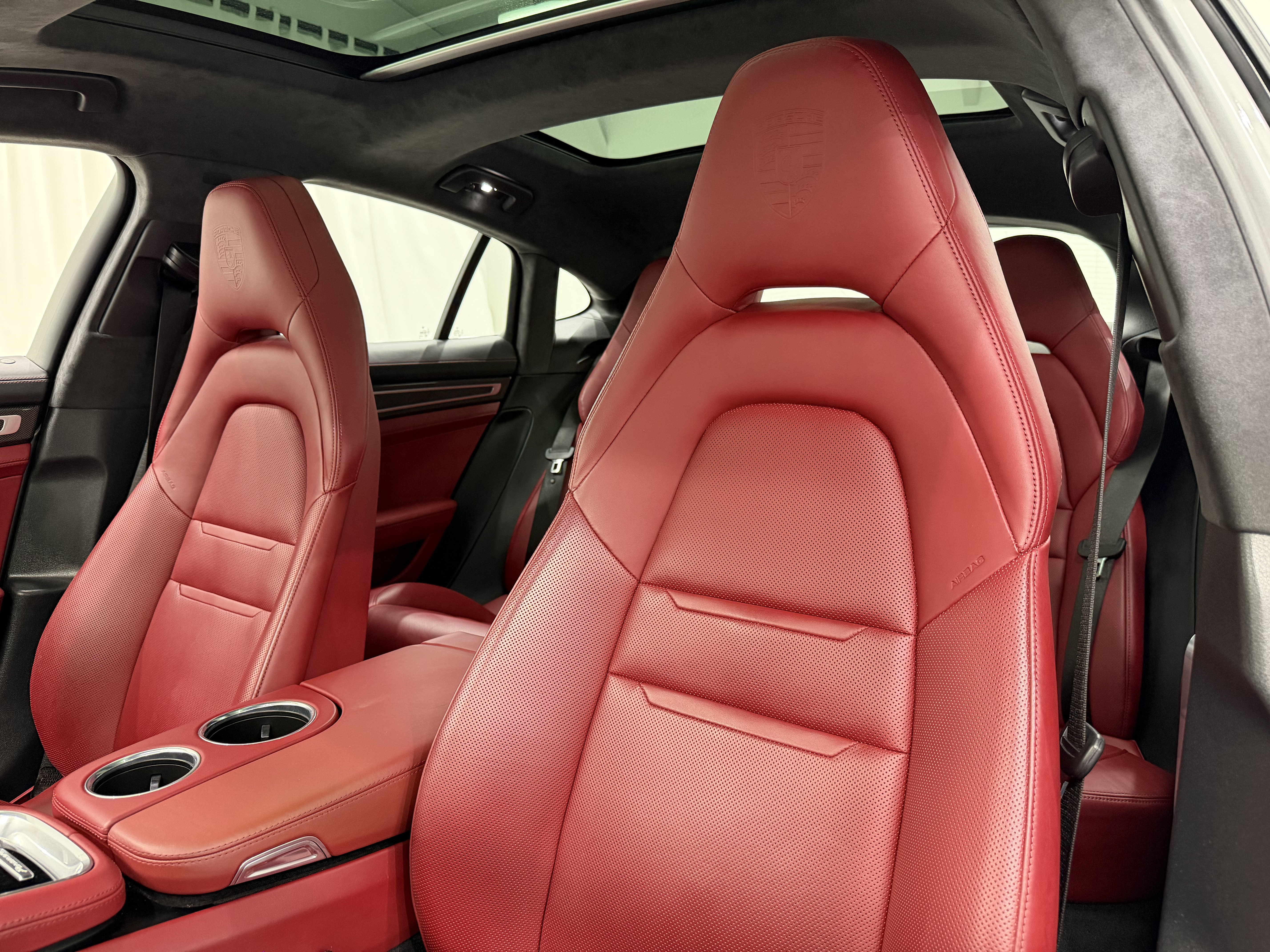 Used 2019 Porsche Panamera Turbo S AWD/4WD image 5