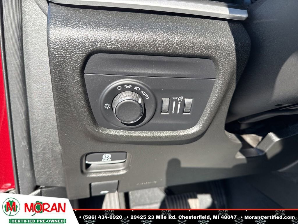 Used 2023 Jeep Grand Cherokee L Altitude image 15