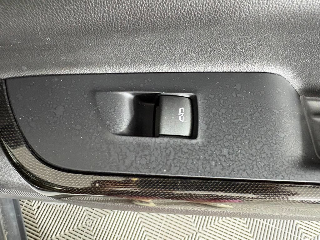 Used 2022 GMC Acadia AT4 w/ Preferred Package AWD/4WD image 43