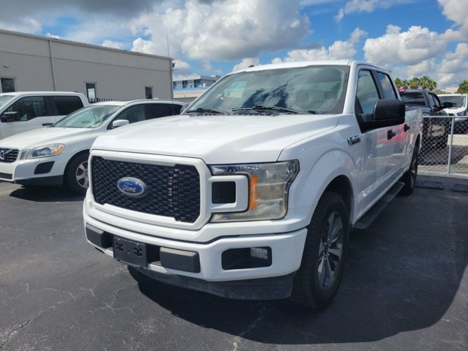 Used 2018 Ford F150 XL w/ Equipment Group 101A Mid RWD image 3