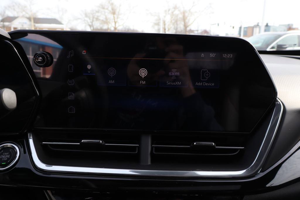 New 2026 Chevrolet Trax RS w/ Sunroof Package image 16