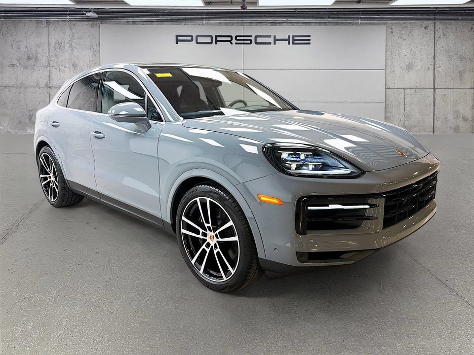New 2026 Porsche Cayenne Coupe AWD/4WD image 7