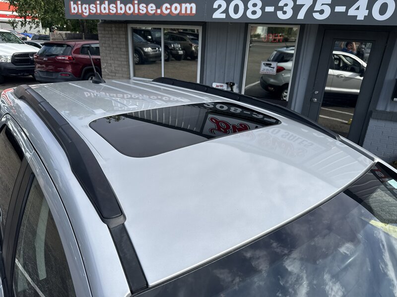 Used 2019 Ford EcoSport SE w/ SE Convenience Package FWD image 14