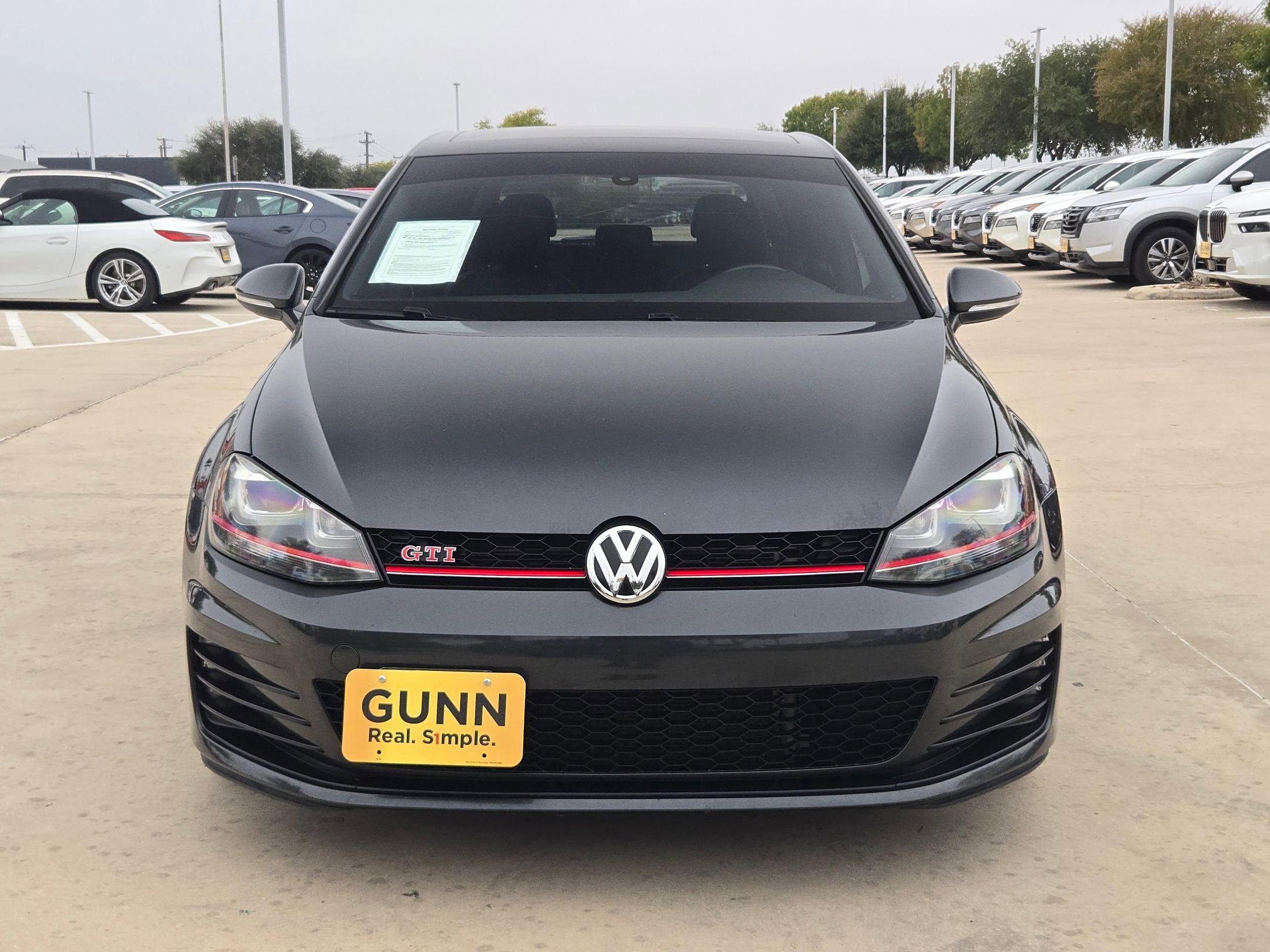 Used 2017 Volkswagen GTI SE video 2