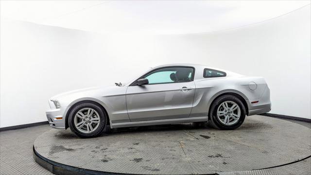 Used 2014 Ford Mustang V6 image 3