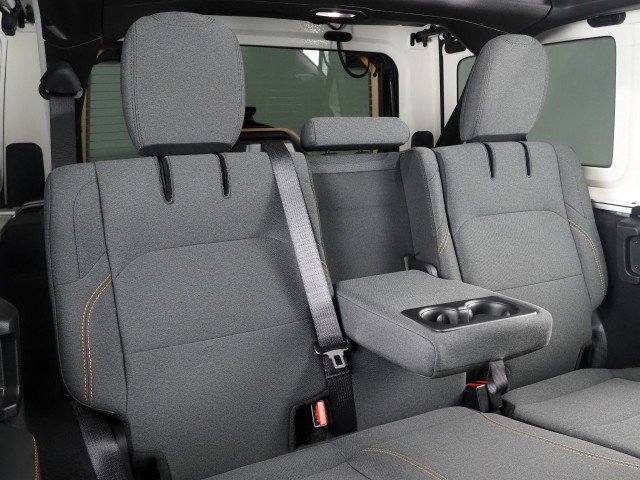 Used 2025 Jeep Wrangler 4xe Sahara w/ Safety Group AWD/4WD image 18