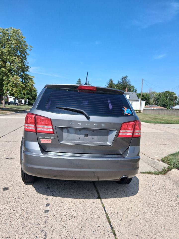 Used 2012 Dodge Journey American Value Package w/ Flexible Seating Group FWD image 6