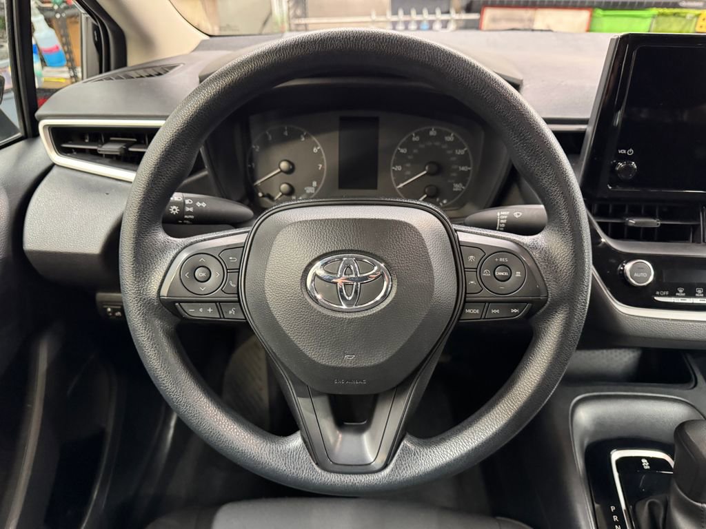 Used 2024 Toyota Corolla LE image 19