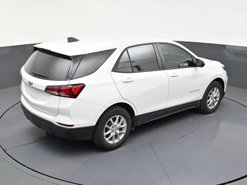 Used 2024 Chevrolet Equinox LS w/ LS Convenience Package FWD image 13