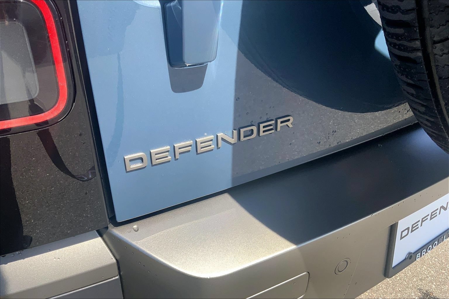 Certified 2026 Land Rover Defender 110 S AWD/4WD image 9
