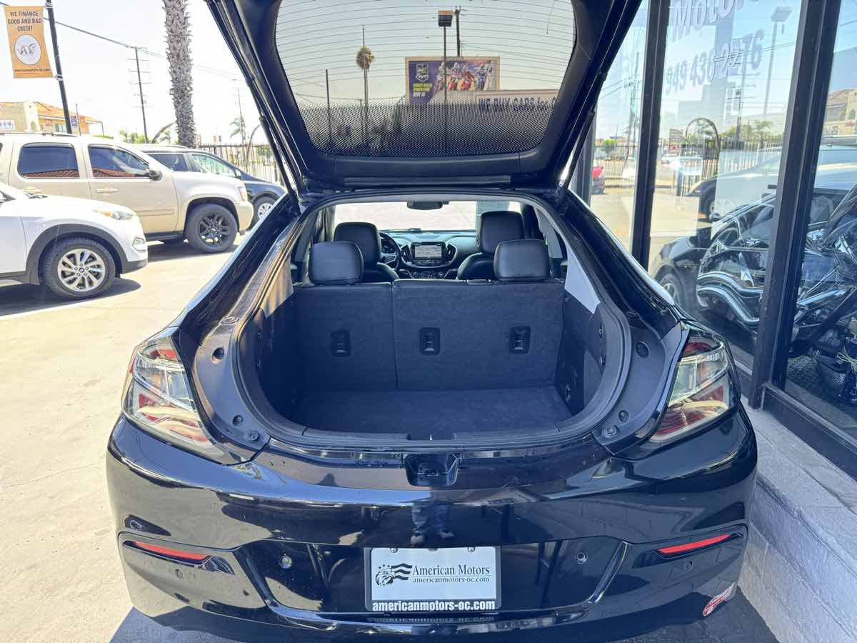 Used 2017 Chevrolet Volt Premier w/ Driver Confidence II Package FWD image 26