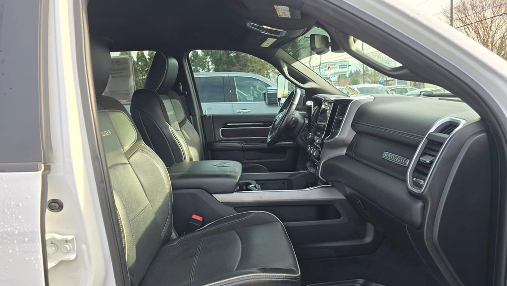 Used 2020 RAM 3500 Laramie image 11