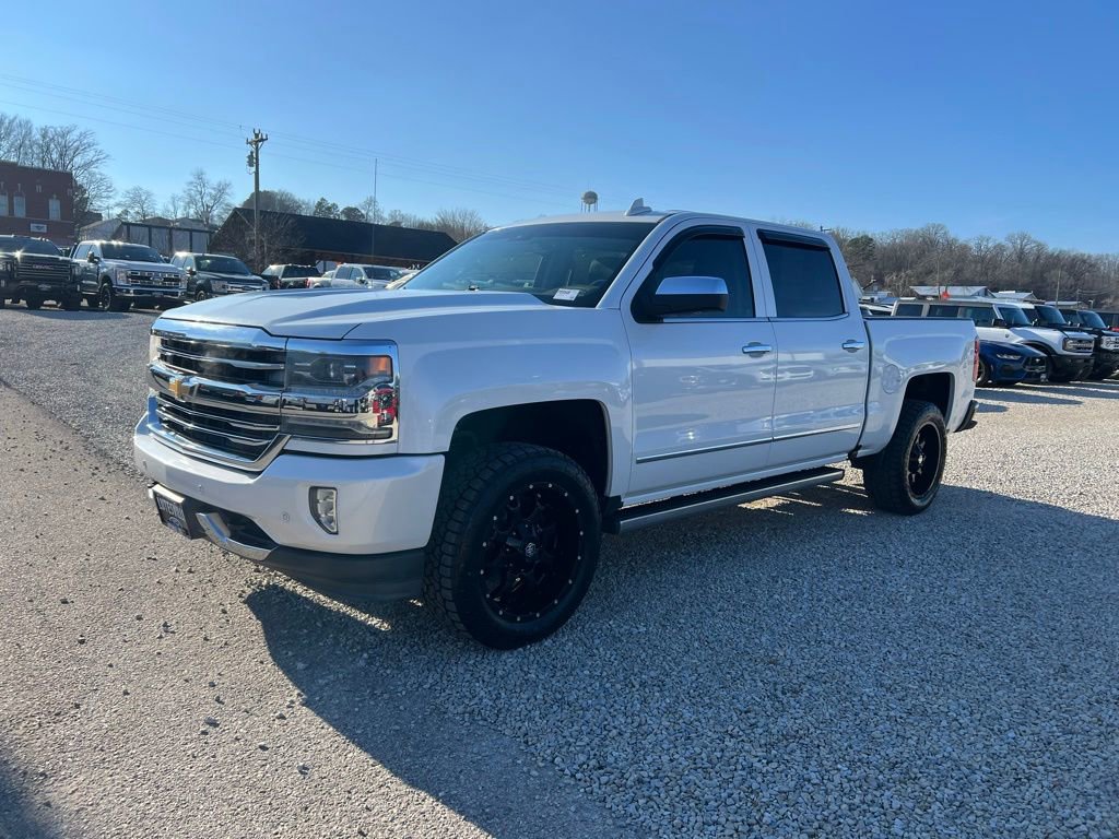 Used 2016 Chevrolet Silverado 1500 High Country w/ High Country Premium Package image 4