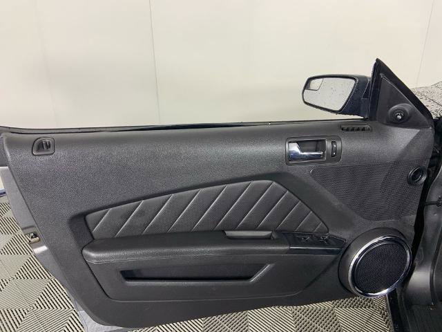 Used 2014 Ford Mustang Premium RWD image 22