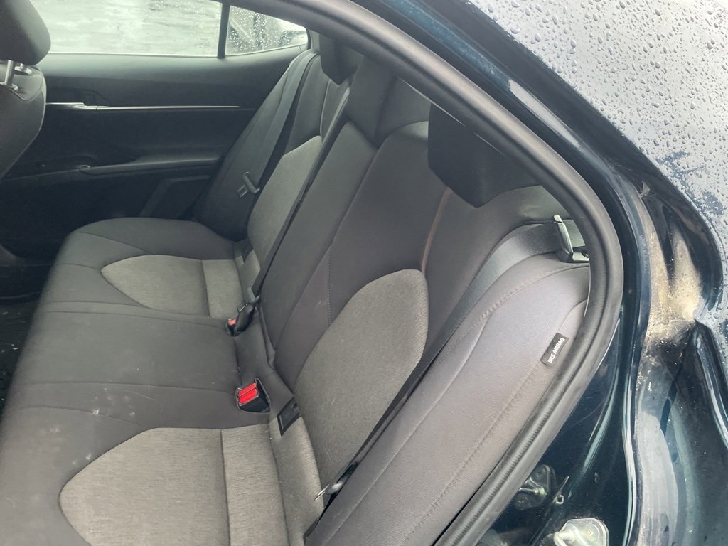 Used 2020 Toyota Camry LE image 13