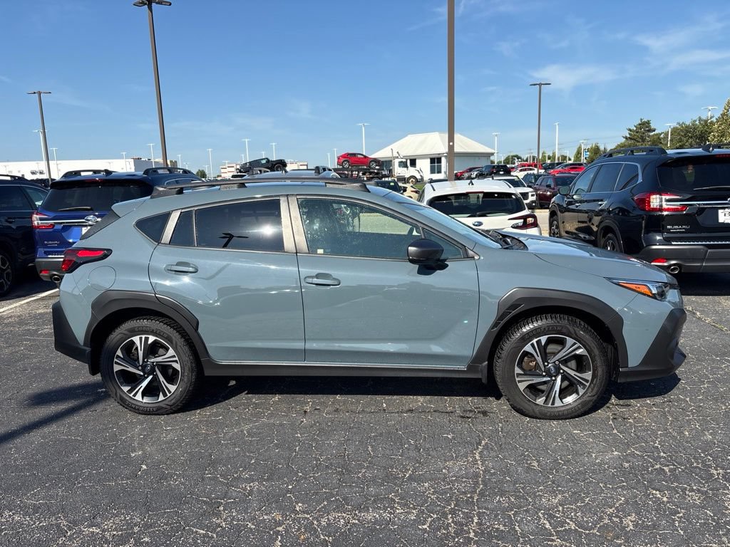 Used 2024 Subaru Crosstrek 2.0i Premium AWD/4WD image 2