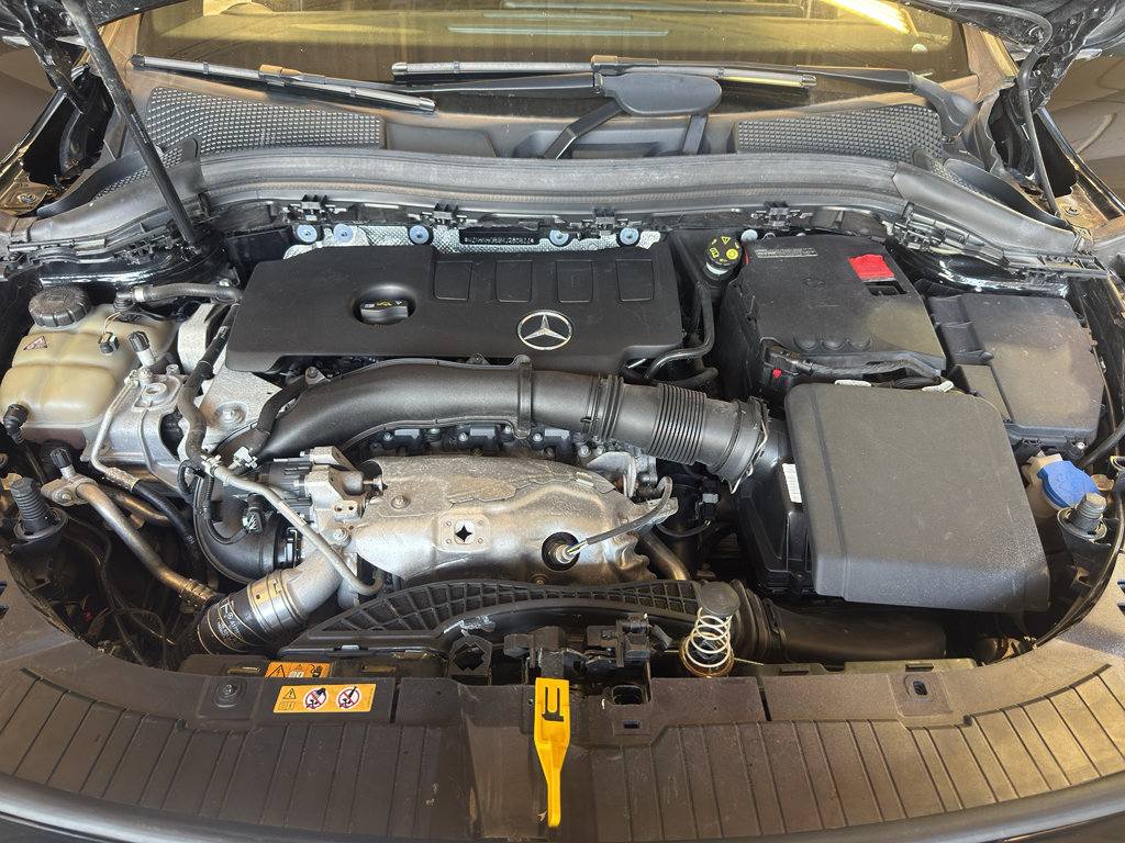 Used 2021 Mercedes-Benz GLA 250 w/ Premium Package image 30