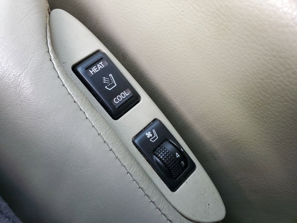 Used 2003 INFINITI Q45 Premium image 20