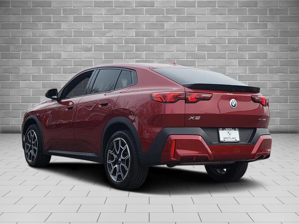 Certified 2025 BMW X2 xDrive28i AWD/4WD image 7