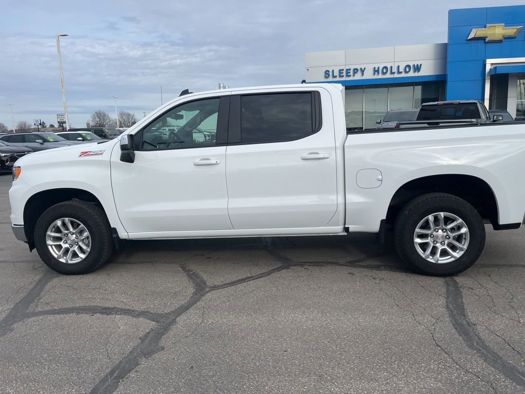 Used 2025 Chevrolet Silverado 1500 LT image 9
