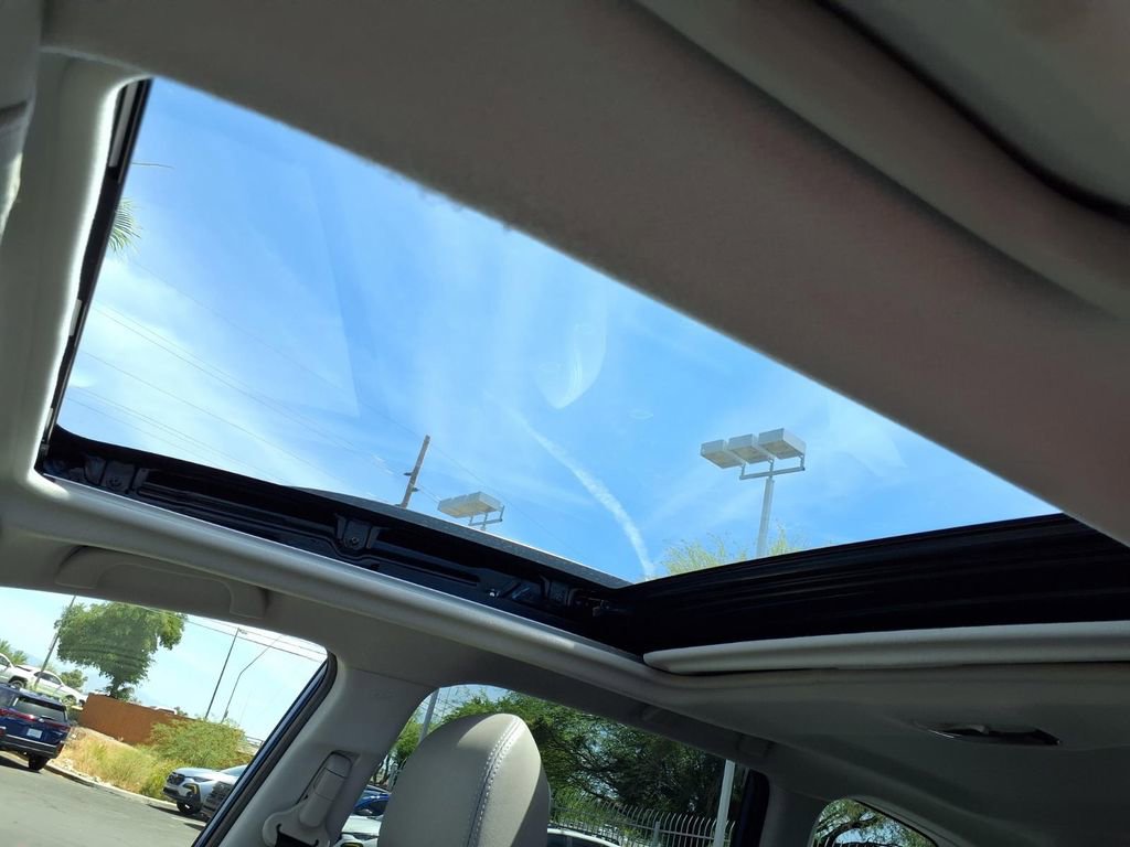 Used 2018 Subaru Forester 2.5i Limited AWD/4WD image 6