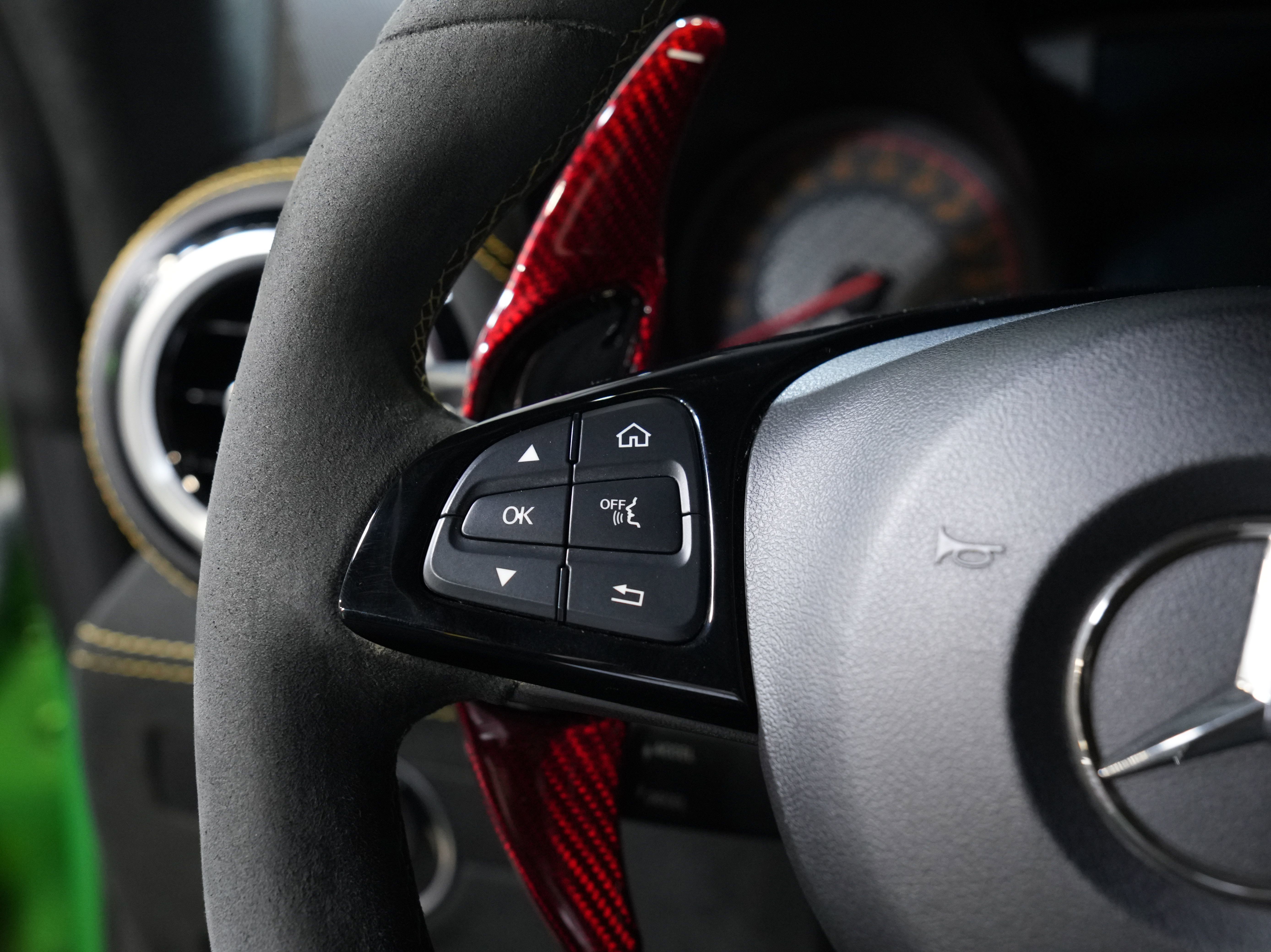 Used 2018 Mercedes-Benz AMG GT R image 34