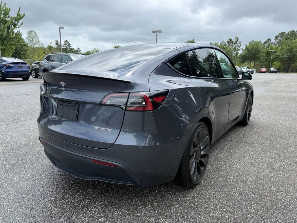 Used 2023 Tesla Model Y Performance image 9