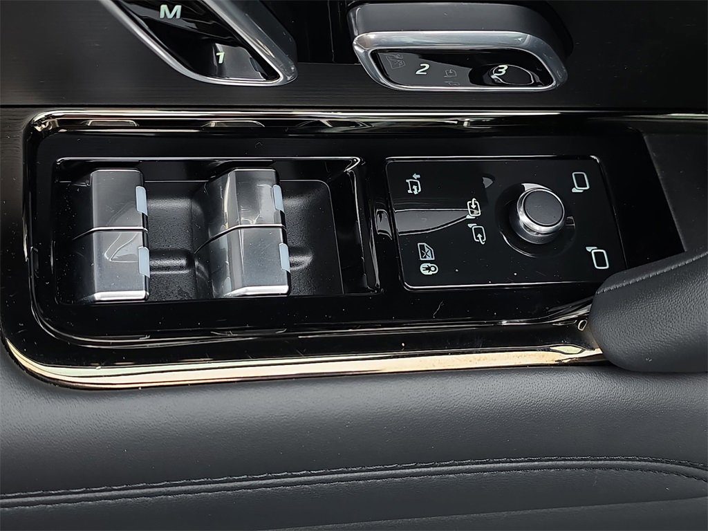 Used 2024 Land Rover Range Rover Sport SE image 29