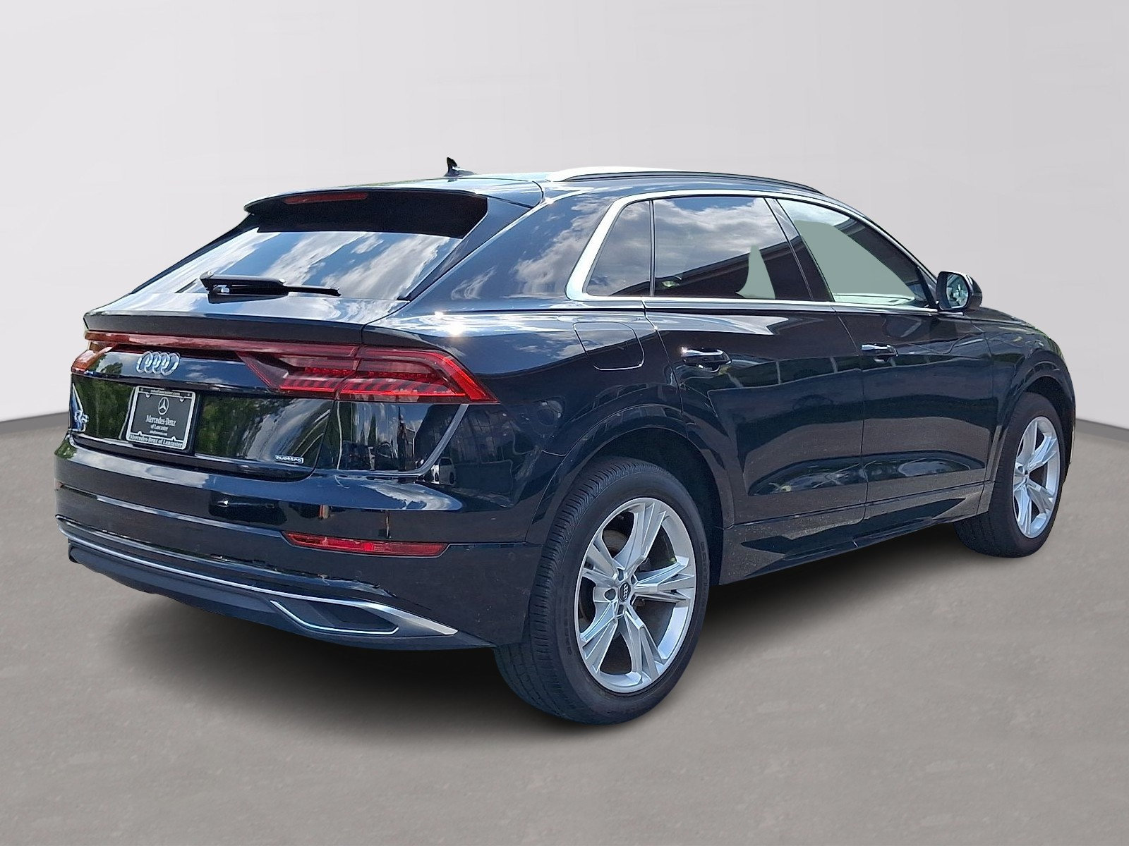 Used 2021 Audi Q8 Premium Plus w/ Premium Plus Package AWD/4WD image 4