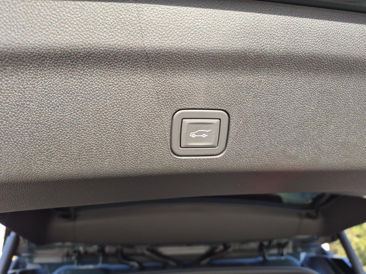 New 2026 GMC Yukon AT4 Ultimate image 8