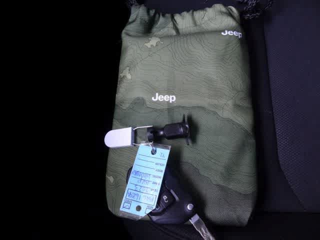 Used 2023 Jeep Wrangler Unlimited Sport AWD/4WD image 42