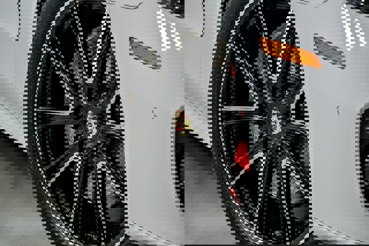 Used 2020 Porsche Panamera GTS image 4