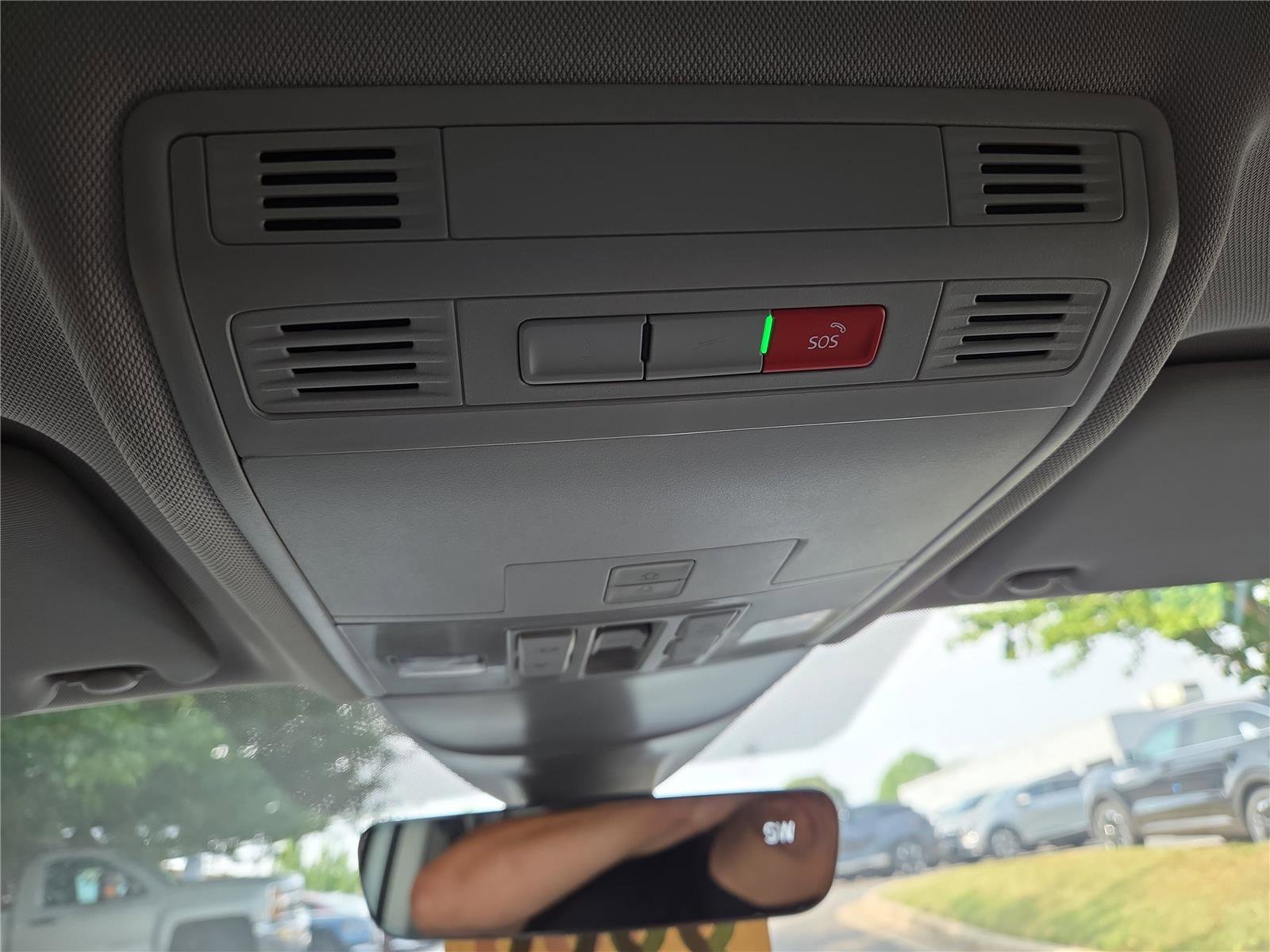 New 2025 Volkswagen Taos SE image 23