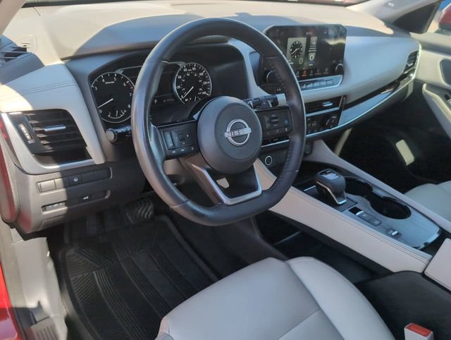 Used 2023 Nissan Rogue SL w/ SL Premium Package image 10