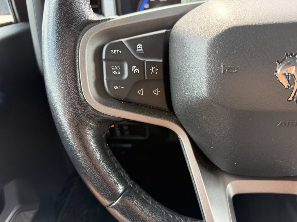 Used 2021 Ford Bronco Outer Banks AWD/4WD image 14