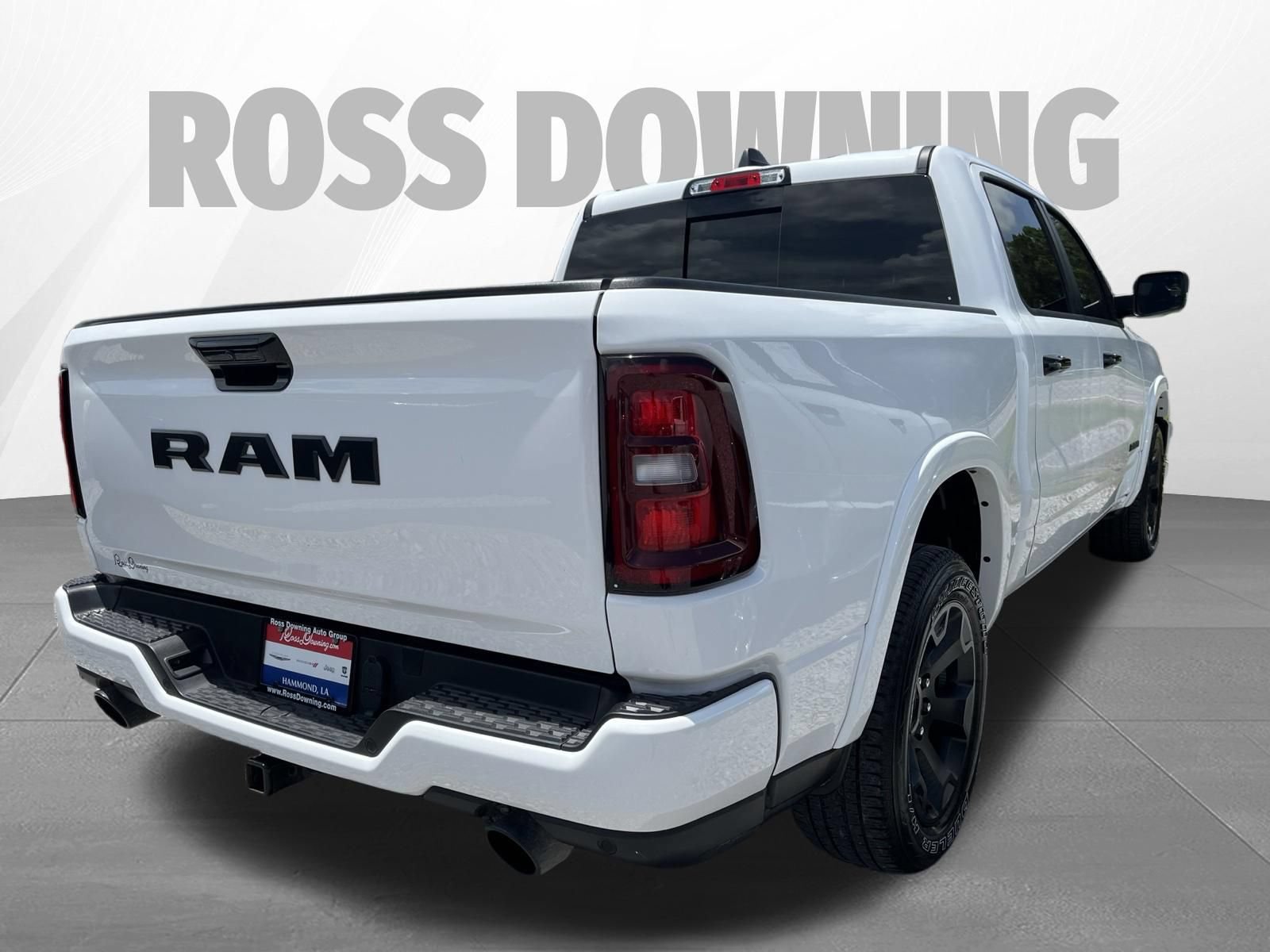 Used 2025 RAM 1500 Big Horn AWD/4WD image 4