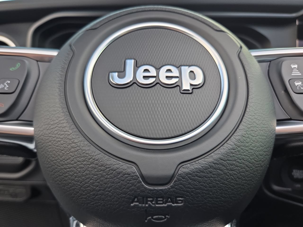 New 2027 Jeep Wrangler Unlimited Sahara AWD/4WD image 6