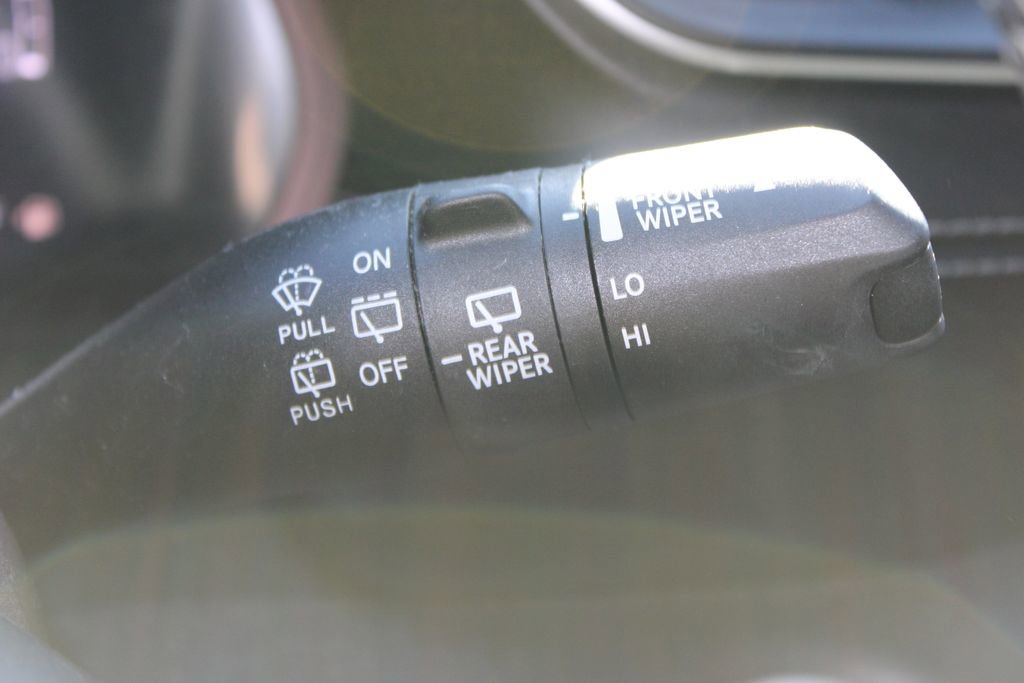 Used 2023 Jeep Grand Cherokee L Laredo image 19