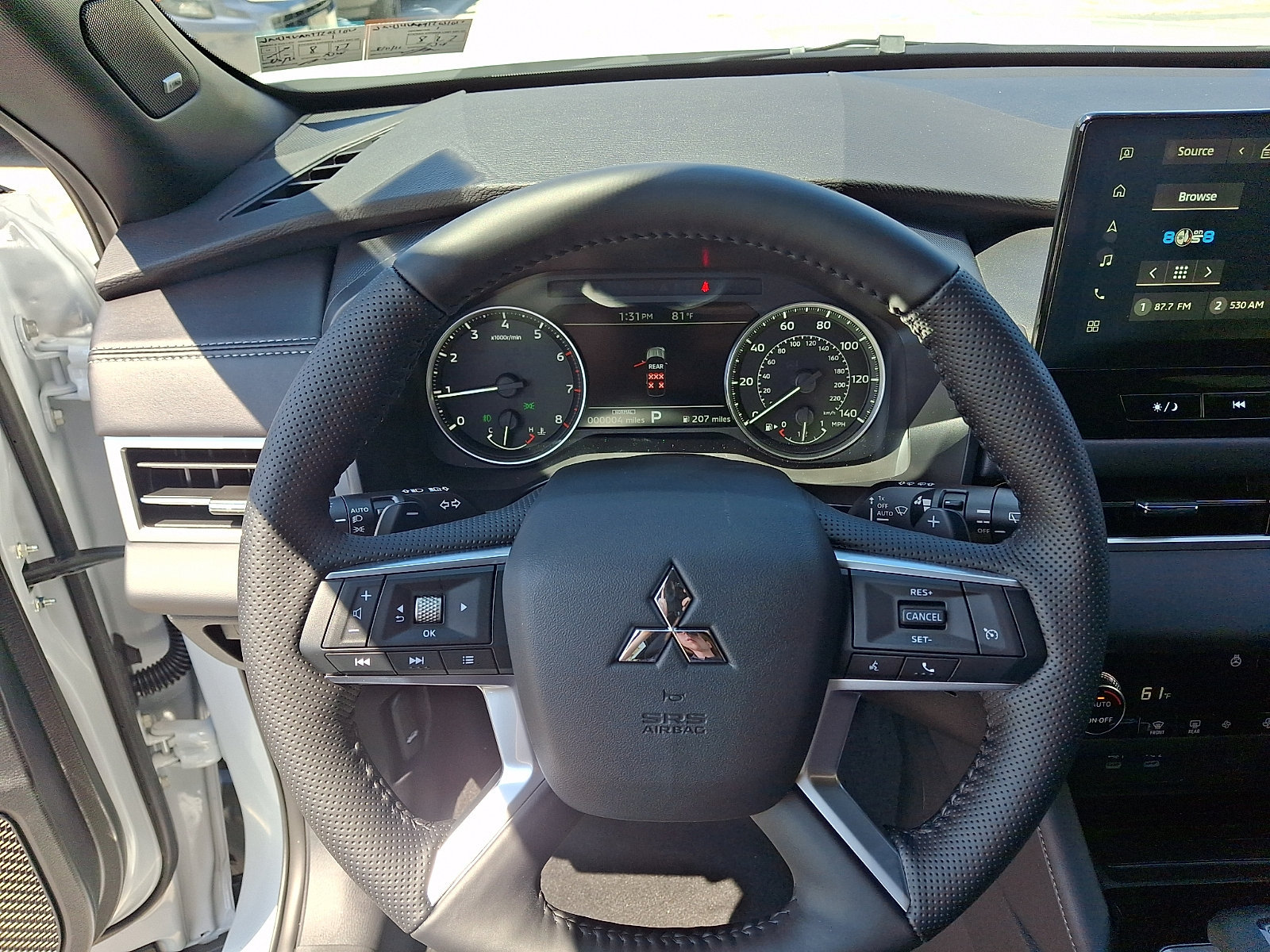 New 2026 Mitsubishi Outlander LE AWD/4WD image 17