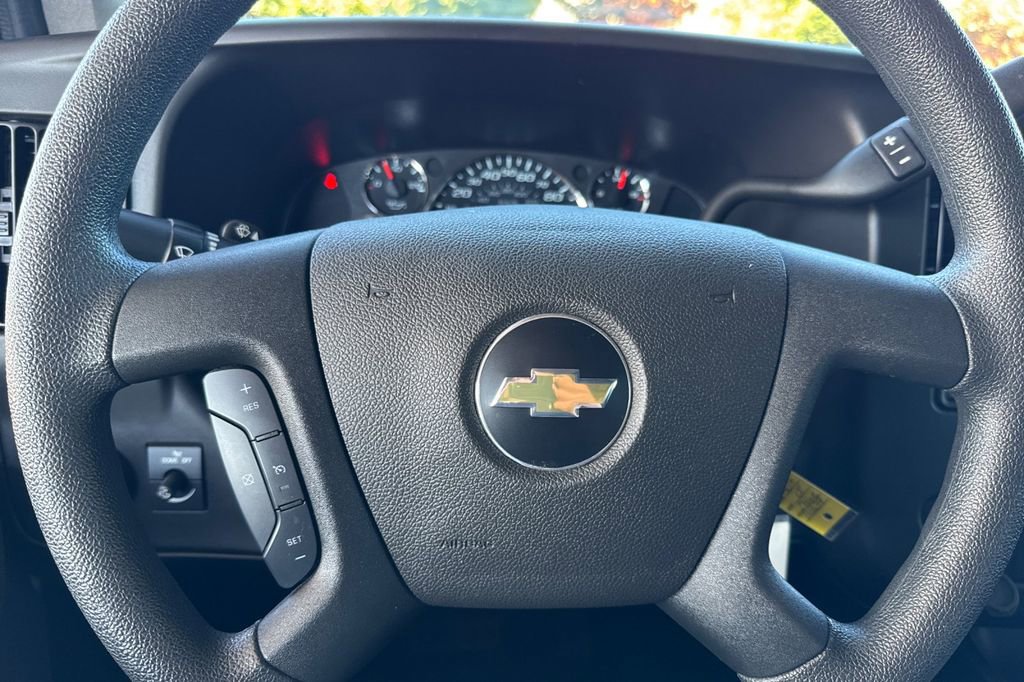 Used 2024 Chevrolet Express 2500 w/ Driver Convenience Package image 33