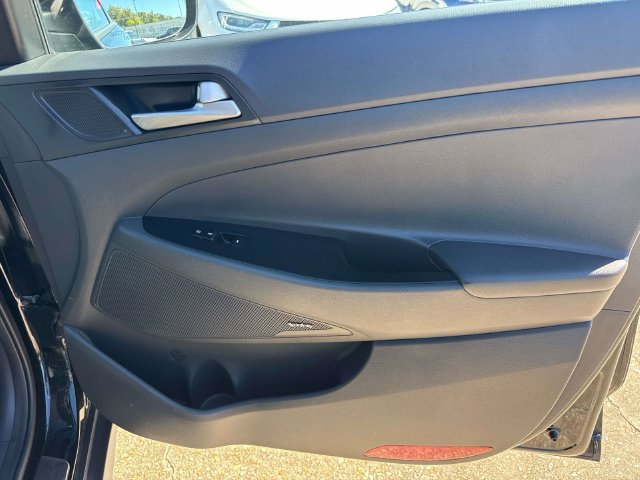 Used 2018 Hyundai Tucson SEL Plus FWD image 18