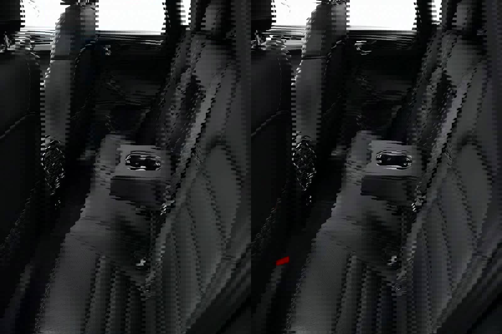 Certified 2025 Porsche Macan S image 29