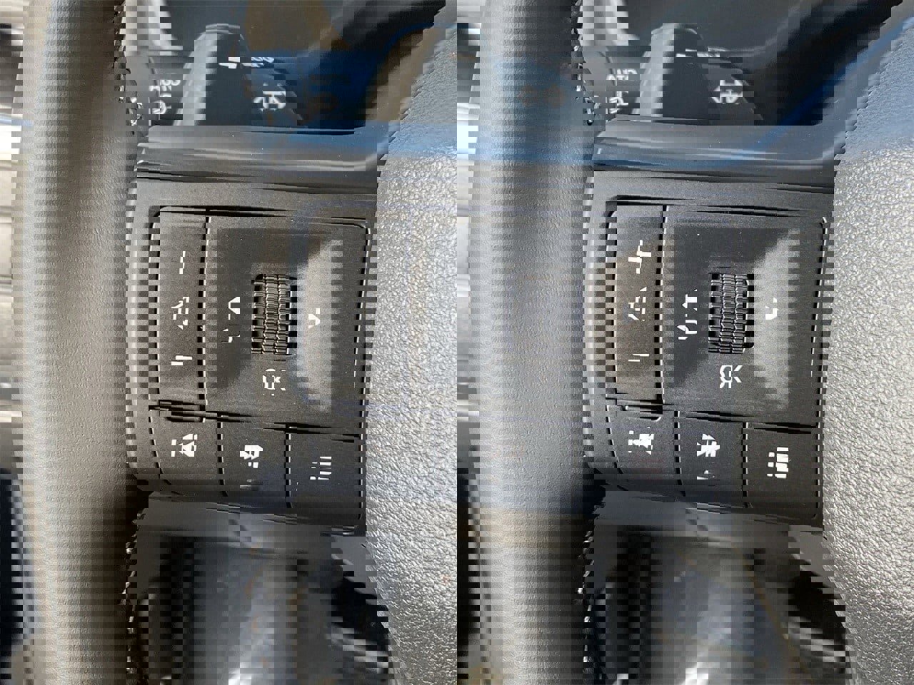 New 2026 Nissan Rogue SV image 31