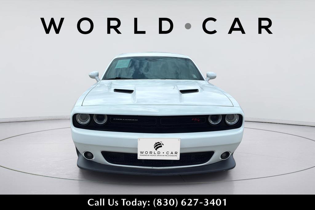 Used 2018 Dodge Challenger R/T Scat Pack w/ Dynamics Package RWD image 17