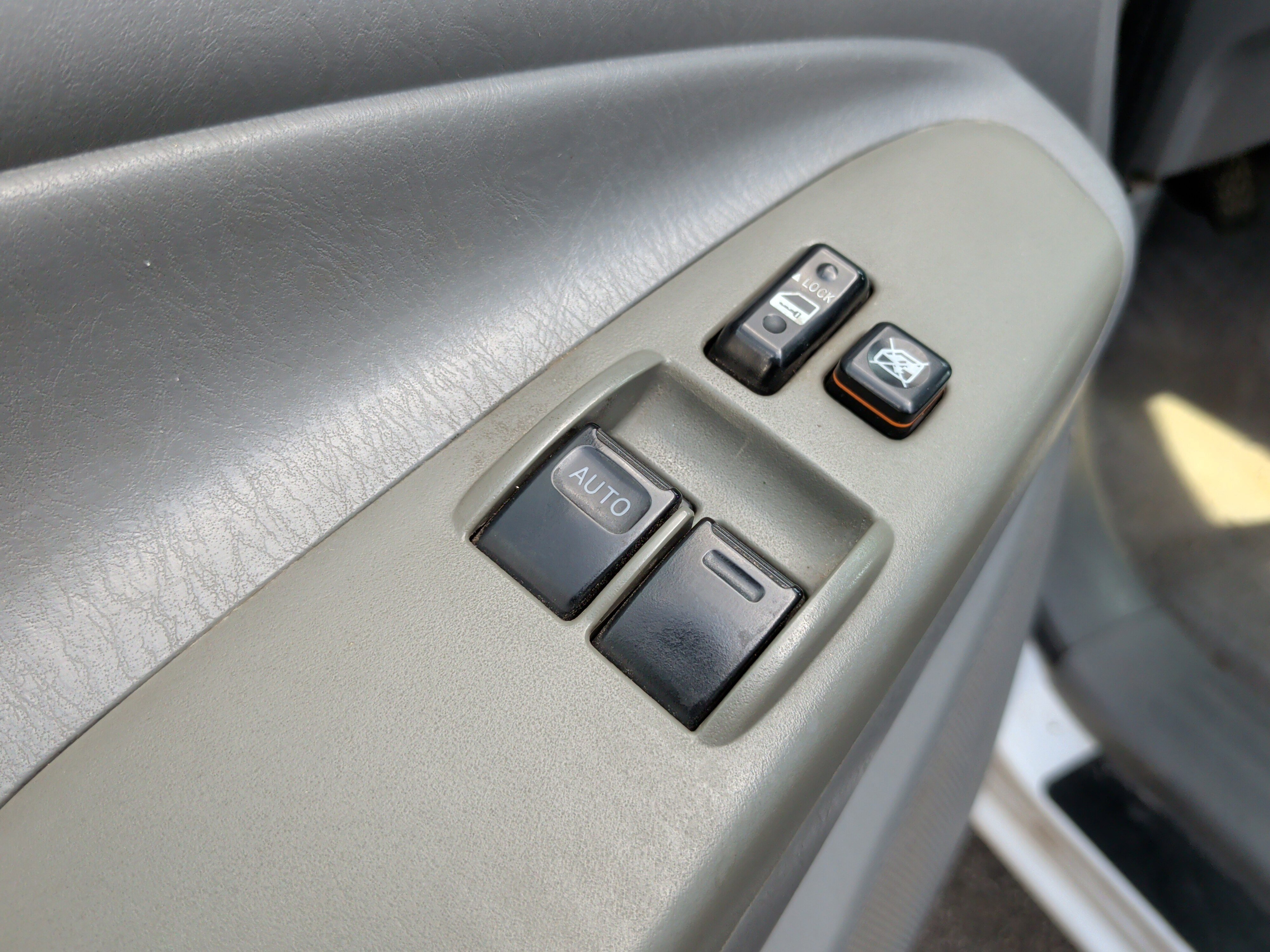 Used 2009 Toyota Tacoma PreRunner image 25