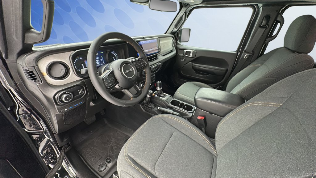 Used 2024 Jeep Wrangler Unlimited AWD/4WD image 12